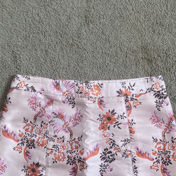 NWT Forever 21 Pink/Orange floral satin like mini skirt, size 27 - Picture 4 of 12
